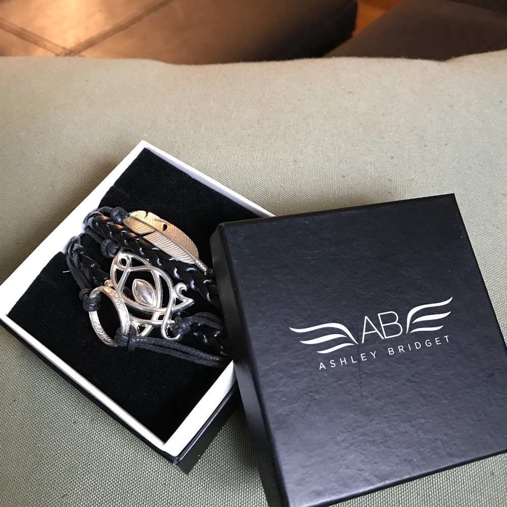 Bracelet - Picture 2 of 2